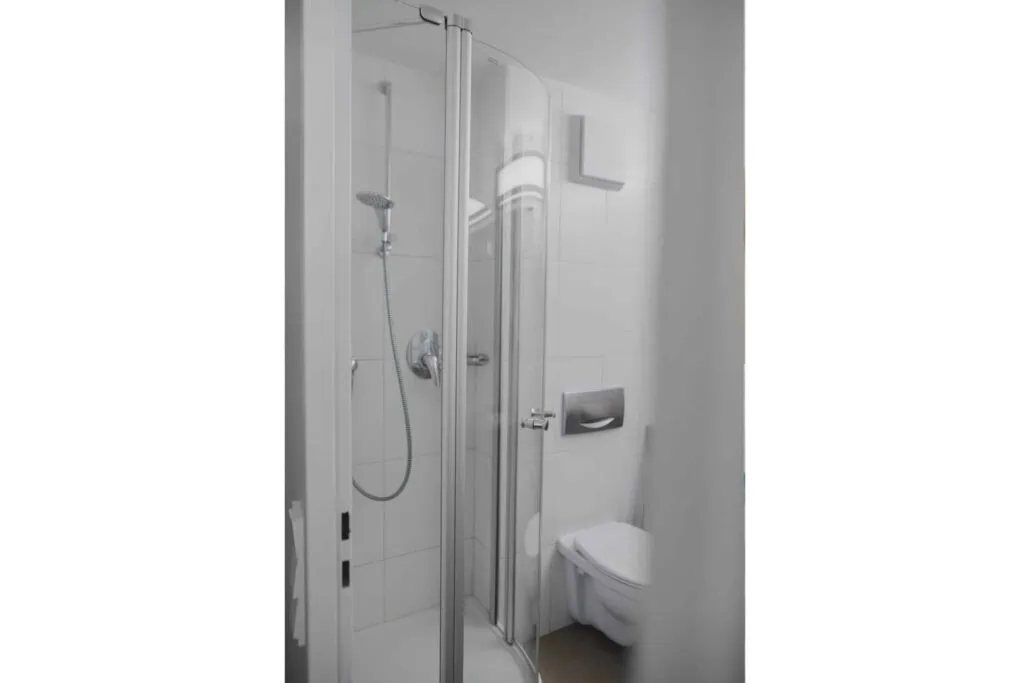 classic doppelzimmer hotel kunzmanns bayern dusche
